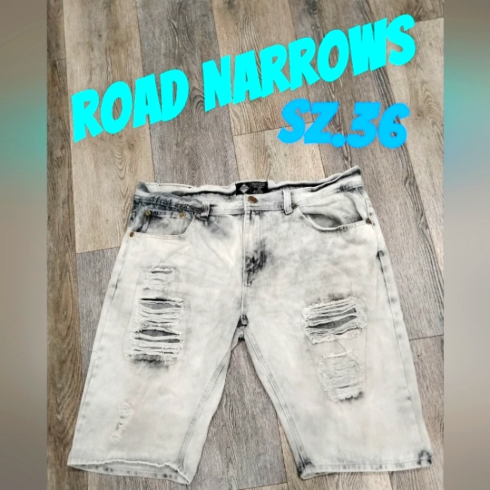 Distressed Acid Wash Gray Jean Shorts Sz.36